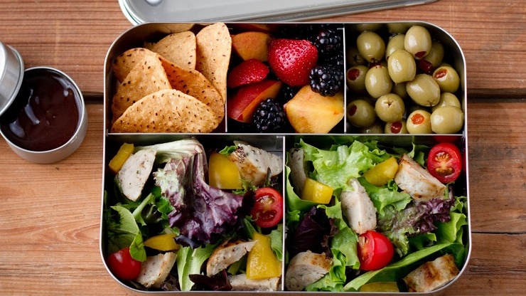 Zdrowie w pudełku, czyli wszystko co powinieneś wiedzieć o cateringu dietetycznym